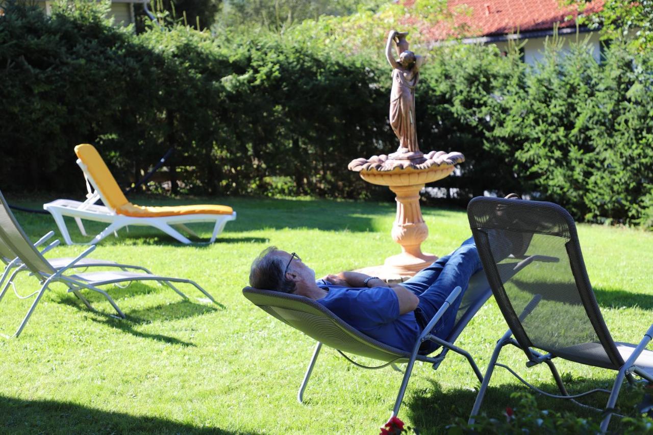 Hotel Effland Mit Innenpool Und Sauna 1 Stunde Zur Privatnutzung Pro Tag バイリッシュツェル エクステリア 写真
