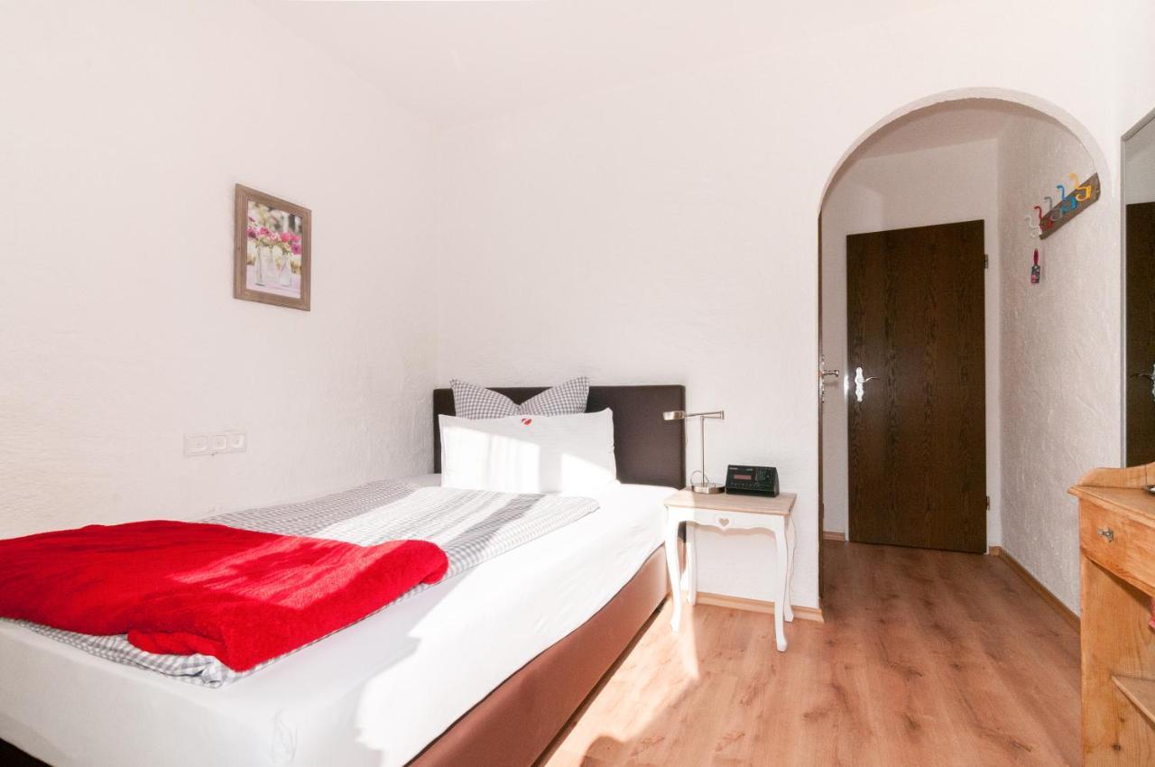 Hotel Effland Mit Innenpool Und Sauna 1 Stunde Zur Privatnutzung Pro Tag バイリッシュツェル エクステリア 写真
