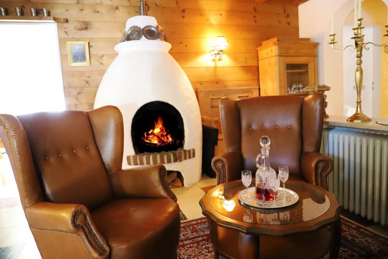 Hotel Effland Mit Innenpool Und Sauna 1 Stunde Zur Privatnutzung Pro Tag バイリッシュツェル エクステリア 写真