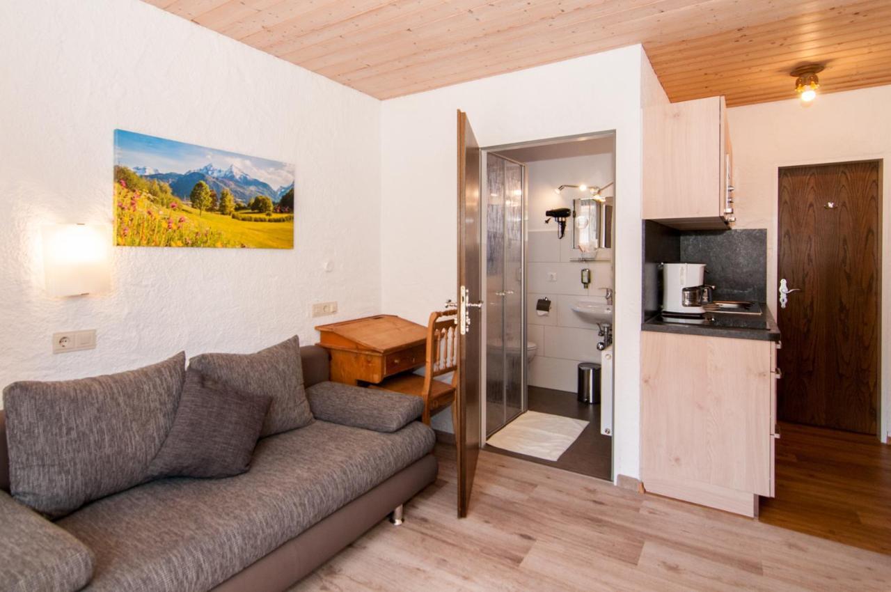 Hotel Effland Mit Innenpool Und Sauna 1 Stunde Zur Privatnutzung Pro Tag バイリッシュツェル エクステリア 写真