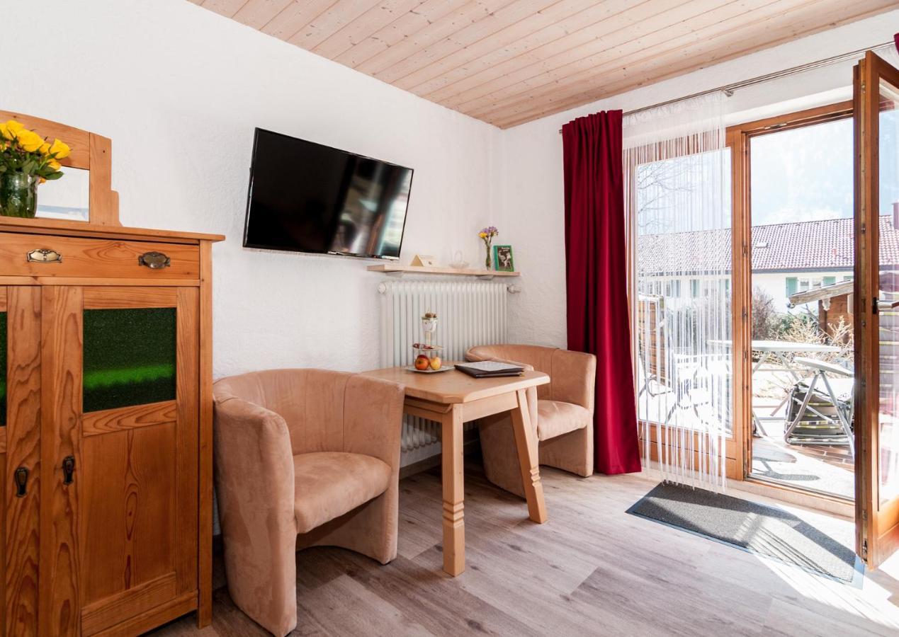 Hotel Effland Mit Innenpool Und Sauna 1 Stunde Zur Privatnutzung Pro Tag バイリッシュツェル エクステリア 写真