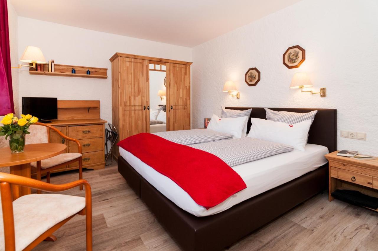 Hotel Effland Mit Innenpool Und Sauna 1 Stunde Zur Privatnutzung Pro Tag バイリッシュツェル エクステリア 写真