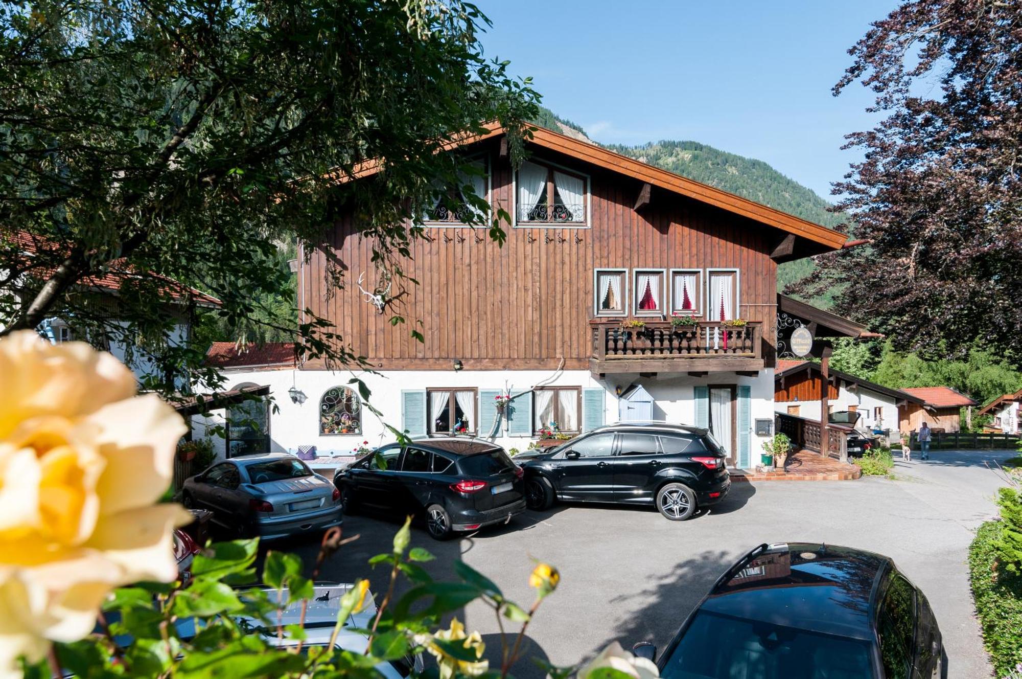 Hotel Effland Mit Innenpool Und Sauna 1 Stunde Zur Privatnutzung Pro Tag バイリッシュツェル エクステリア 写真