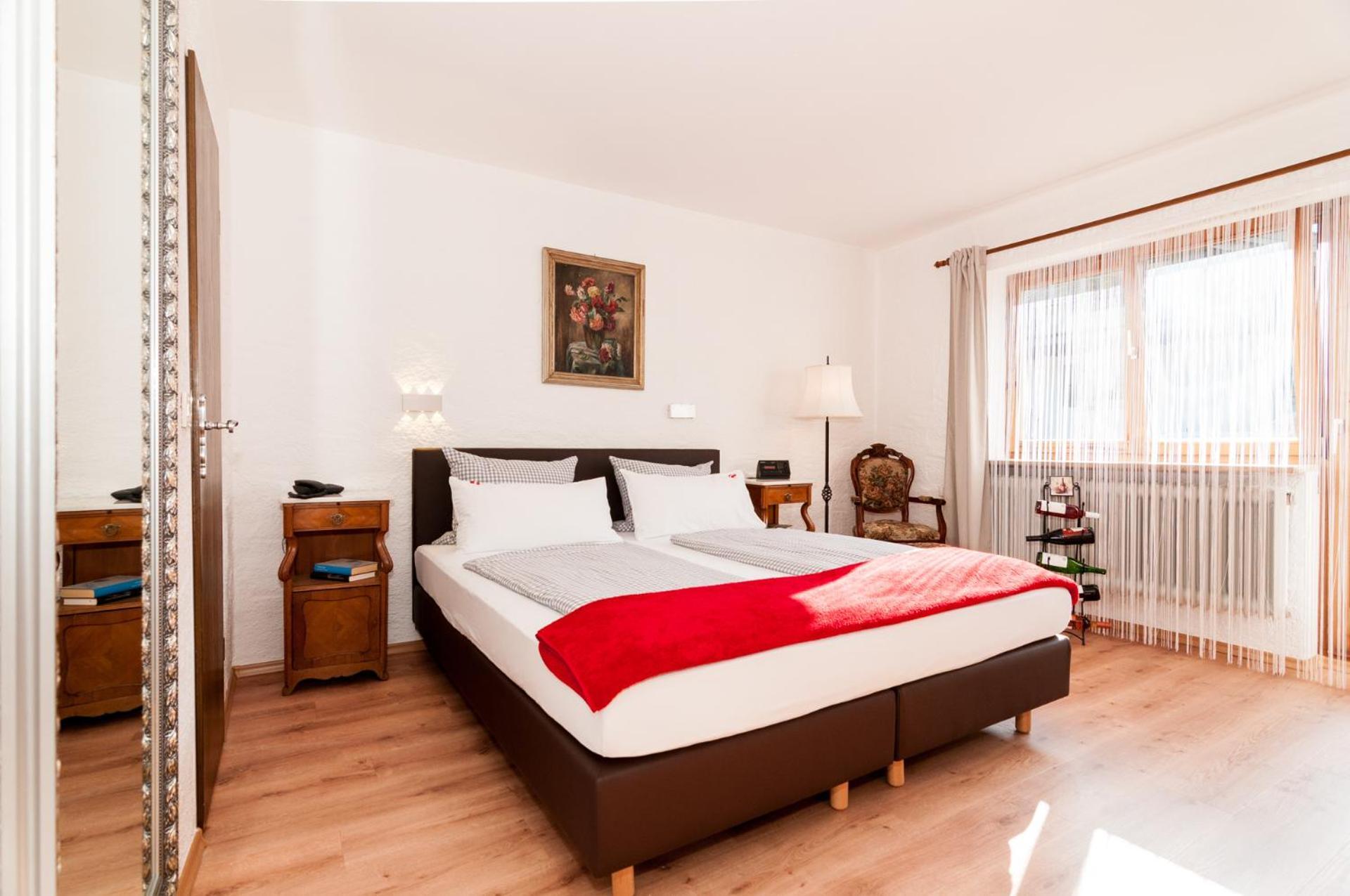 Hotel Effland Mit Innenpool Und Sauna 1 Stunde Zur Privatnutzung Pro Tag バイリッシュツェル エクステリア 写真