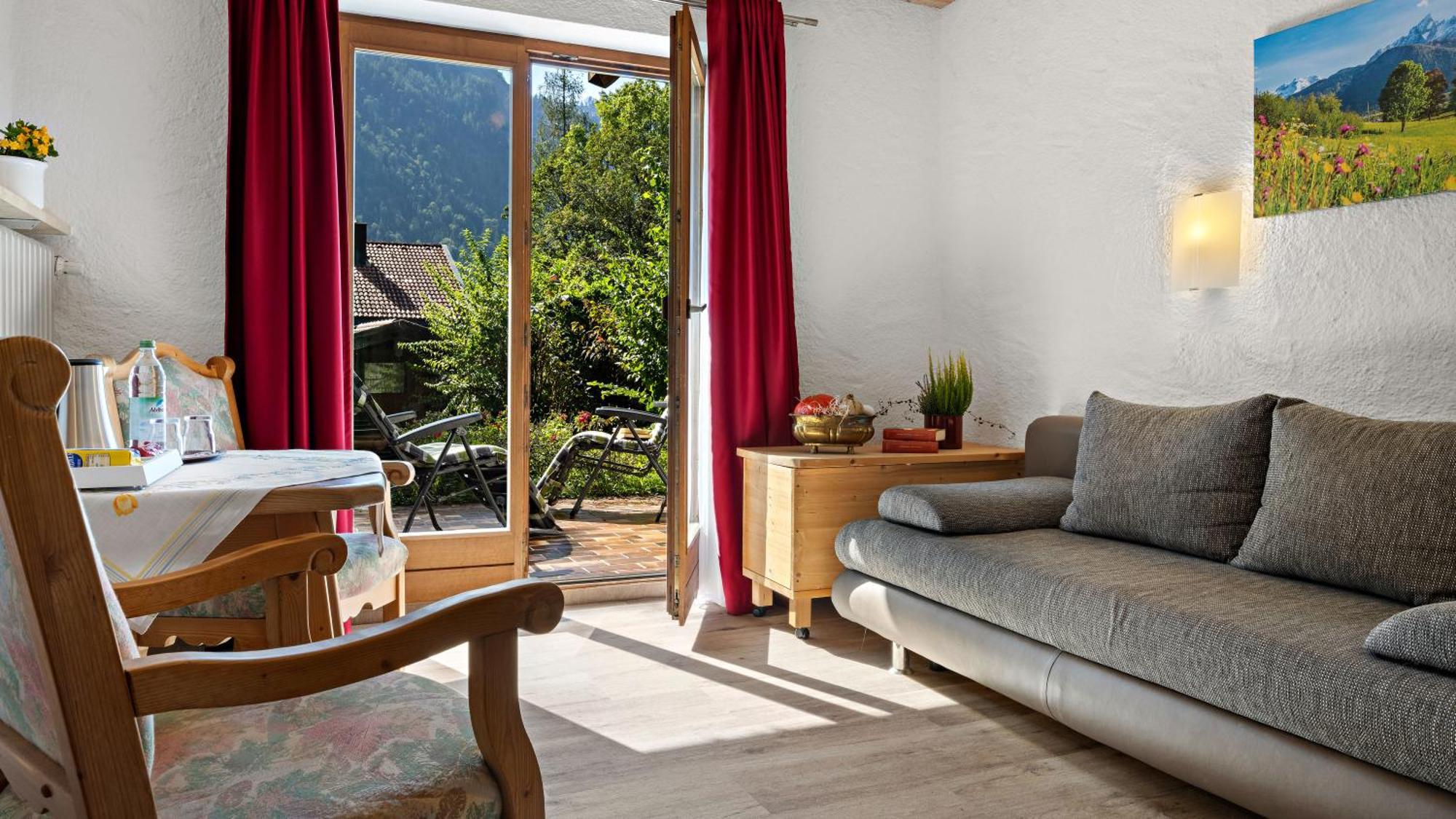 Hotel Effland Mit Innenpool Und Sauna 1 Stunde Zur Privatnutzung Pro Tag バイリッシュツェル エクステリア 写真